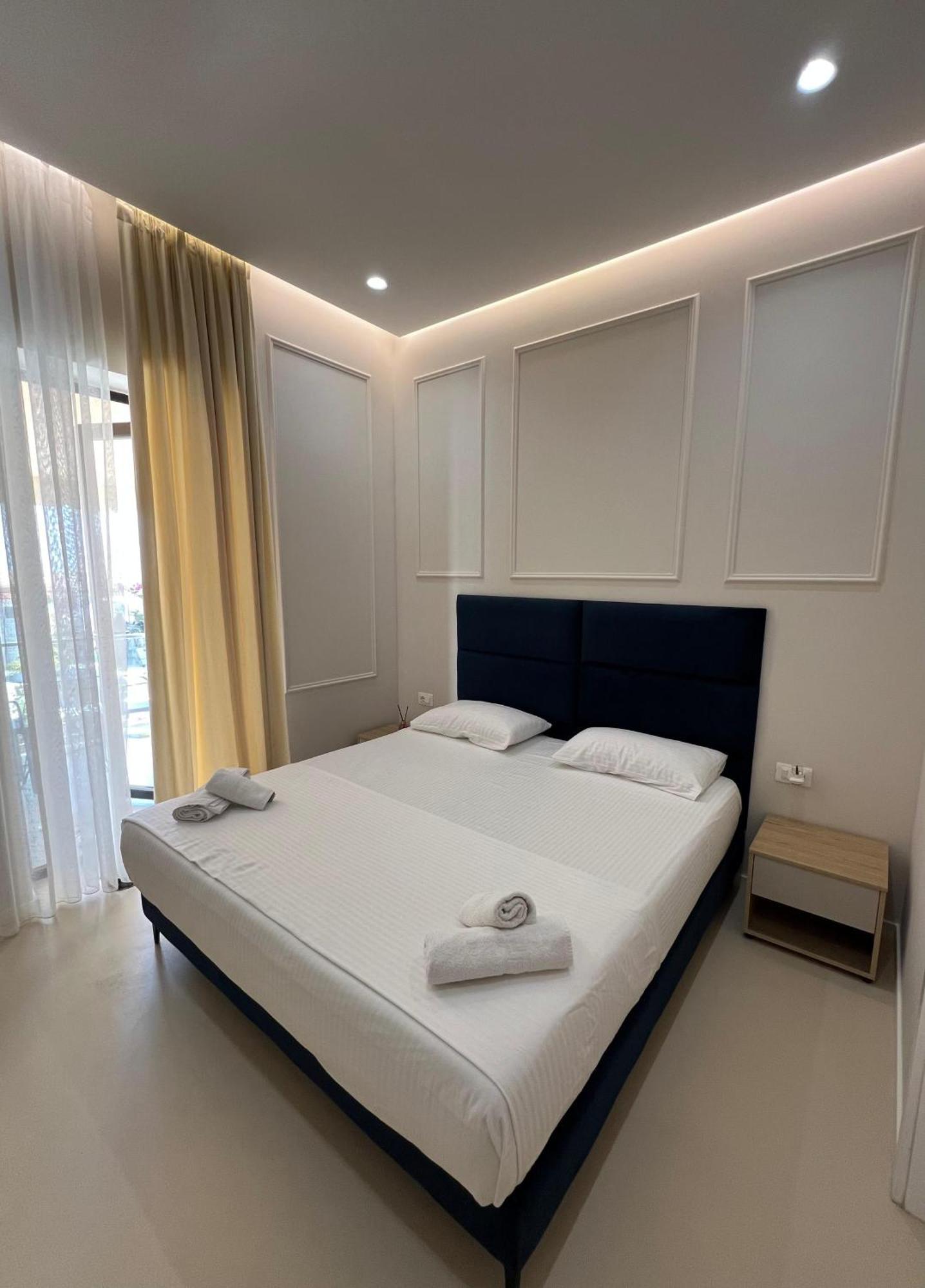 Mare Vlore Hotel