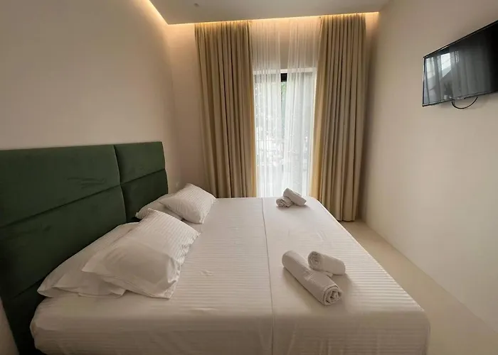 Mare Rooms Vlore