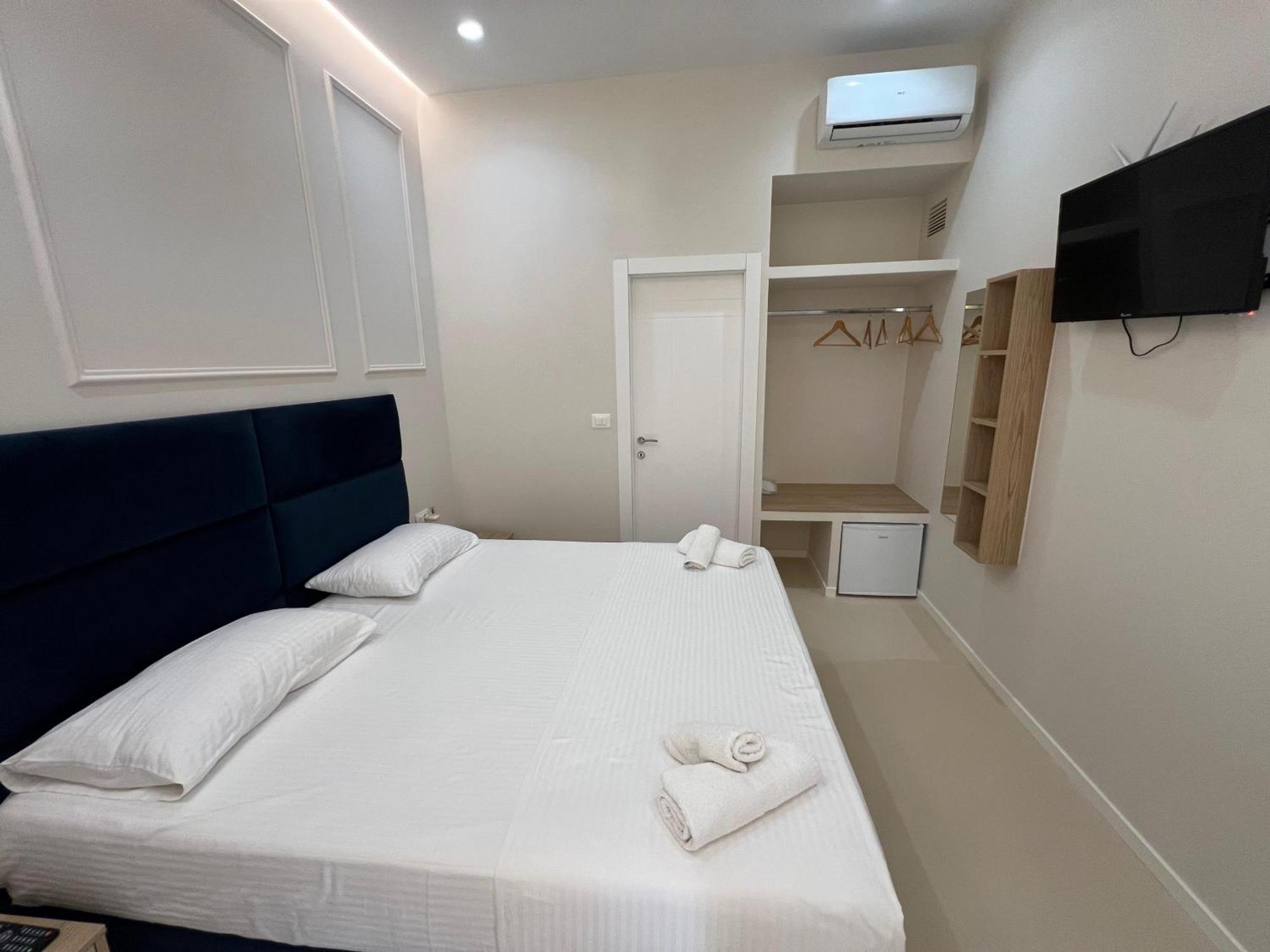 Mare Vlore Hotel